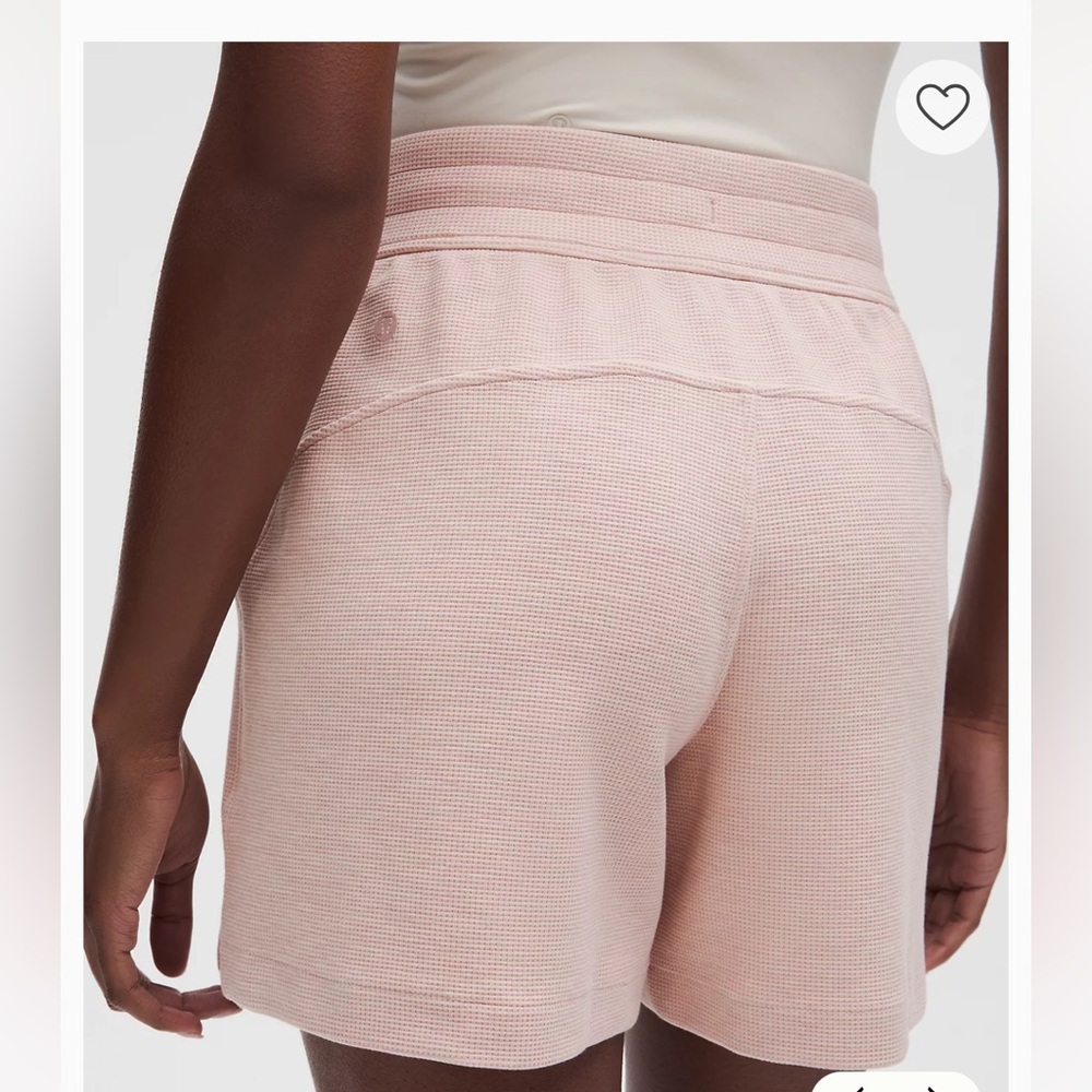 Lululemon Scuba High-Rise Short 5" Waffle Heathered Mink Berry NWT size XS